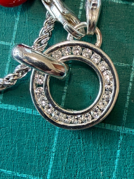 スワロスキー（金・貴金属）の商品画像 - 査定依頼日：2026年3月25日 - 最高査定価格：2,000円