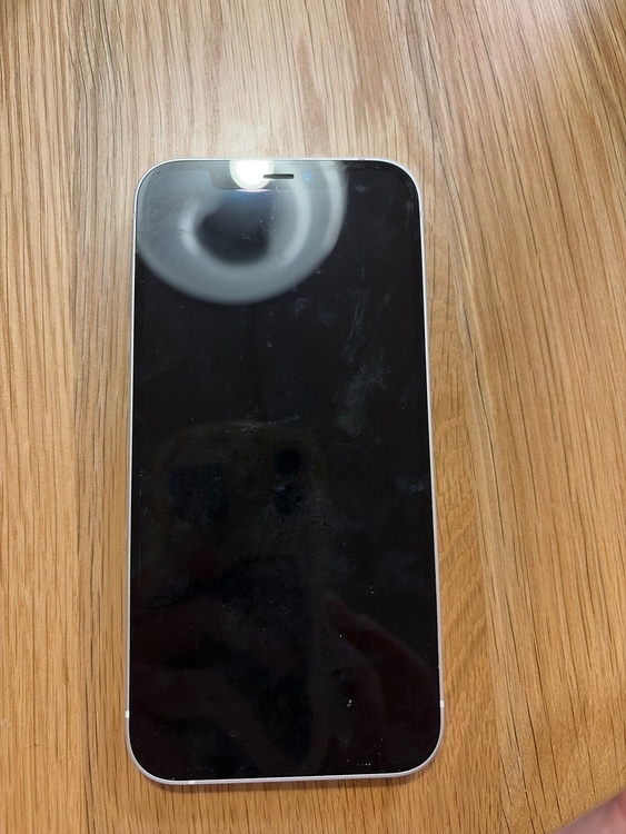 iPhone iPhone 12 128GB SIMフリー（スマホ）の商品画像 - 査定依頼日：2026年9月22日 - 最高査定価格：25,500円