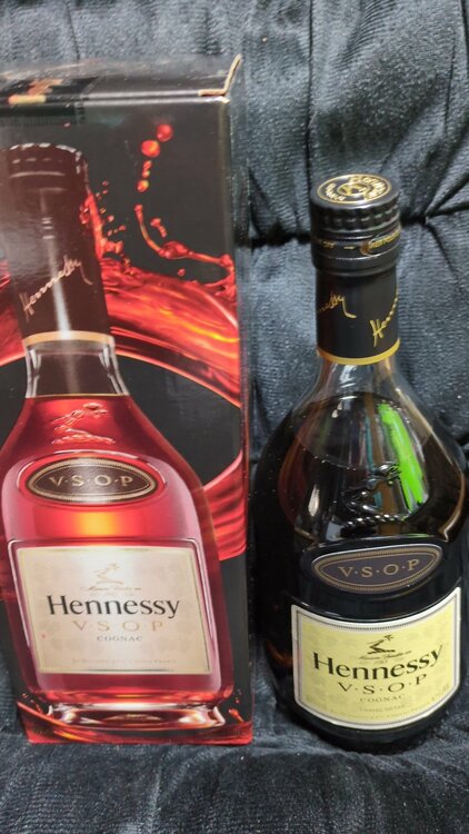 ナポレオン　ヘネシー　ダンヒル（お酒）の商品画像 - 査定依頼日：2026年1月15日 - 最高査定価格：35,200円