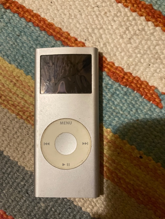 ipod（家電）の商品画像 - 査定依頼日：2025年7月11日 - 最高査定価格：800円