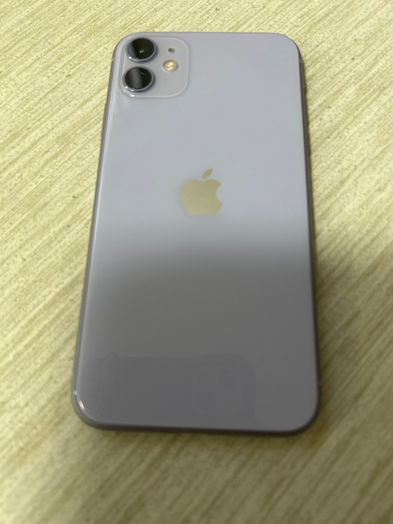 iPhone iPhone11 128GB Softbank（スマホ）の商品画像 - 査定依頼日：2026年7月3日 - 最高査定価格：11,000円