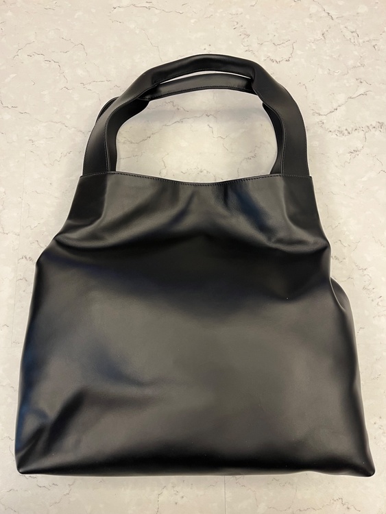 商品品番：5BC119_2CRW_F0002_V-OLN（古着・ファッション）の商品画像 - 査定依頼日：2025年12月8日 - 最高査定価格：100,000円