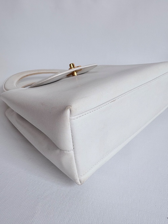 ショッピングバッグ（ブランドバッグ）の商品画像 - 査定依頼日：2025年7月14日 - 最高査定価格：400,000円