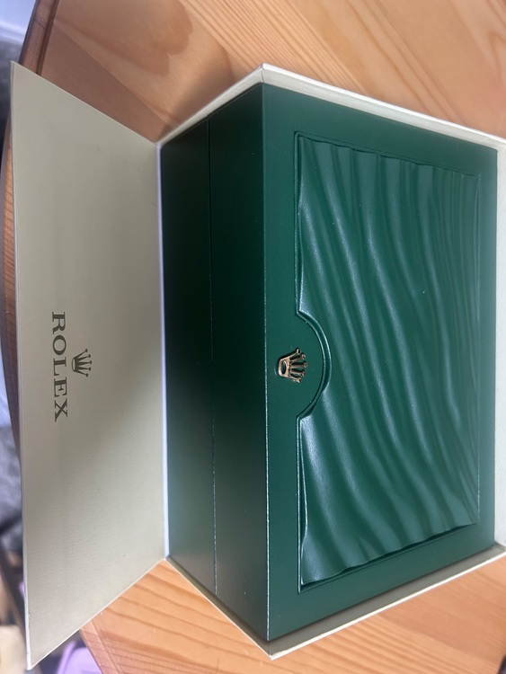 ロレックス エクスプローラー 11427（高級時計）の商品画像 - 査定依頼日：2025年11月26日 - 最高査定価格：1,000,000円