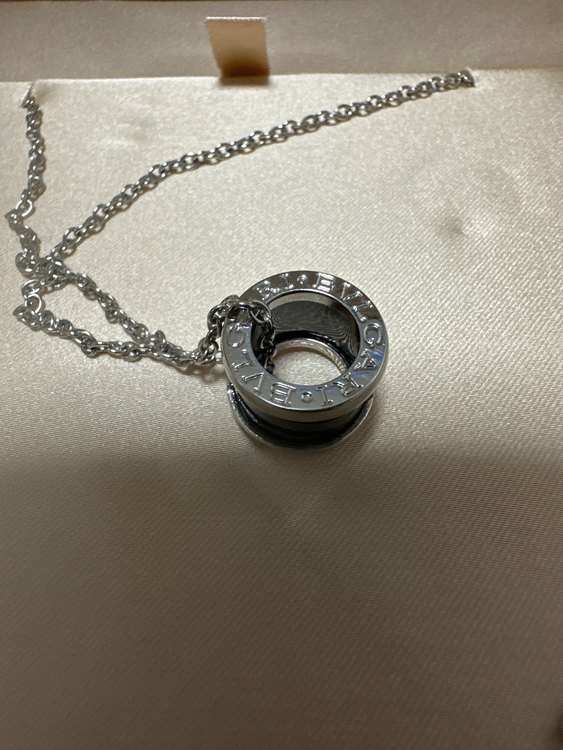 (ブルガリ)BVLGARI ビーゼロワン セーブザチルドレン ネックレス シルバ（金・貴金属）の商品画像 - 査定依頼日：2023年8月9日 - 最高査定価格：36,000円