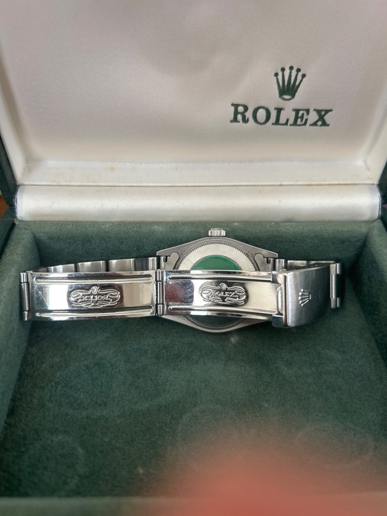 ロレックス パーペチュアル （高級時計）の商品画像 - 査定依頼日：2026年3月2日 - 最高査定価格：700,000円