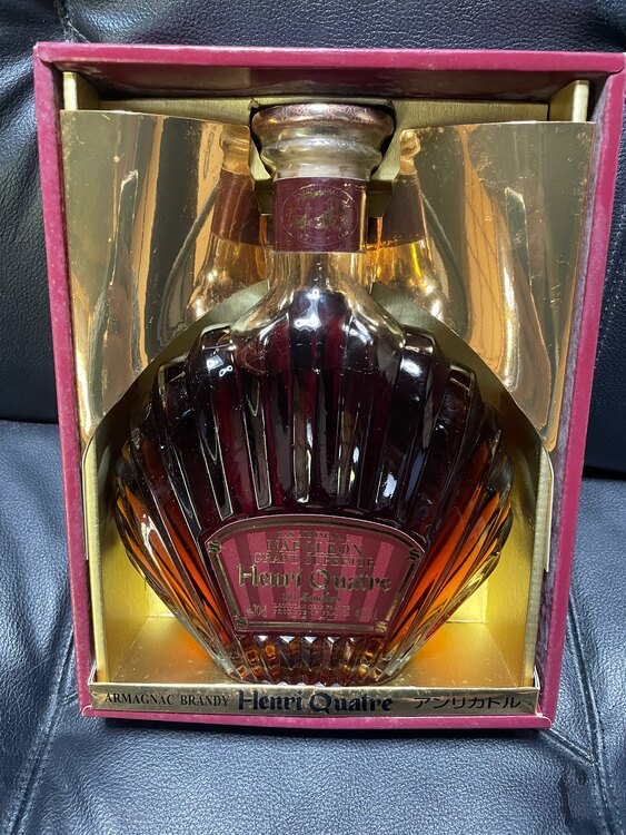 Napoleon Henri Quatre（お酒）の商品画像 - 査定依頼日：2025年5月3日 - 最高査定価格：500円