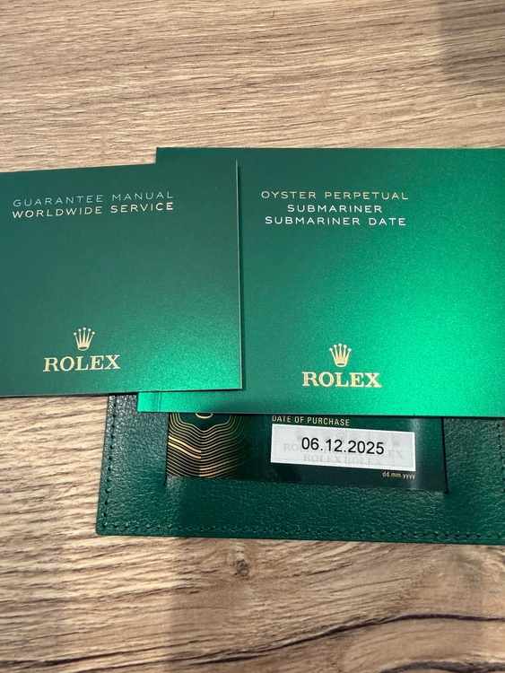 ロレックス サブマリーナー 126610l（高級時計）の商品画像 - 査定依頼日：2026年1月6日 - 最高査定価格：2,300,000円