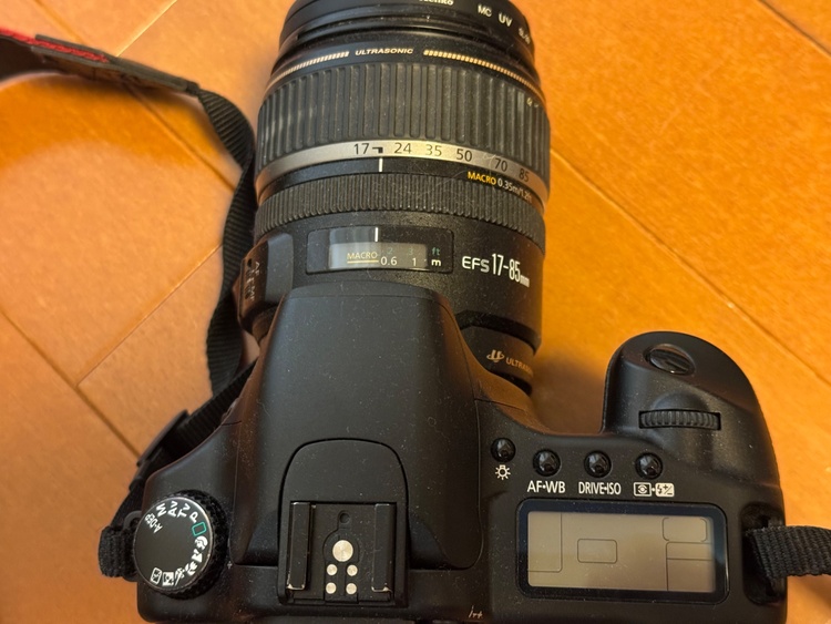 EOS-30D 17-85mmレンズキット（カメラ）の商品画像 - 査定依頼日：2026年7月12日 - 最高査定価格：2,500円