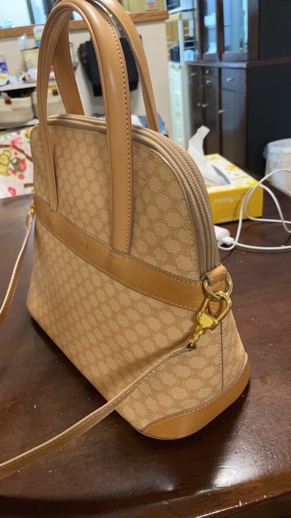 セリーヌ  （ブランドバッグ）の商品画像 - 査定依頼日：2025年8月30日 - 最高査定価格：35,000円