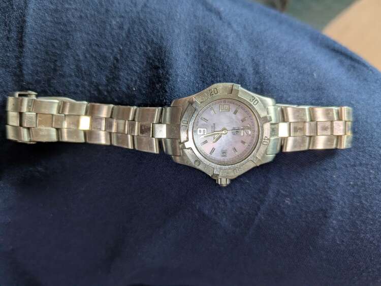 タグホイヤー その他  WN1319 エクスクルーシブ デイト クォーツ レディース_868352（高級時計）の商品画像 - 査定依頼日：2025年6月1日 - 最高査定価格：40,000円