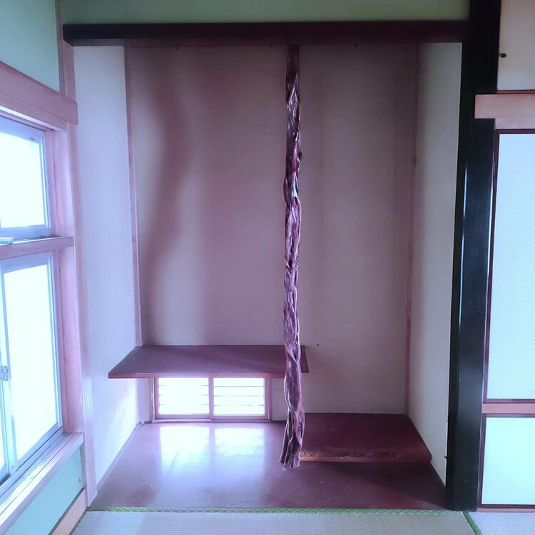 床柱（美術品・骨董品）の商品画像 - 査定依頼日：2026年10月6日 - 最高査定価格：100,000円