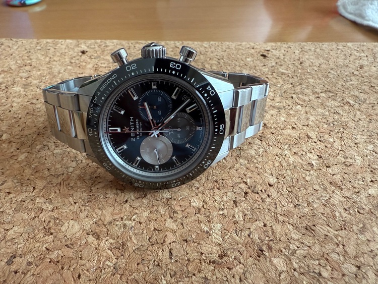 ゼニスクロノマスタースポーツ（高級時計）の商品画像 - 査定依頼日：2025年7月16日 - 最高査定価格：850,000円