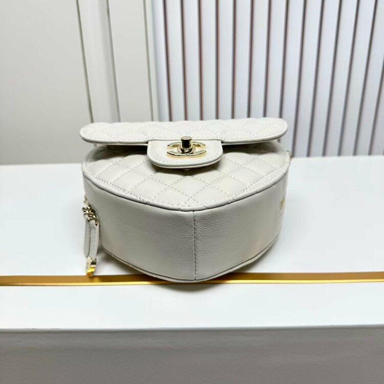 シャネル シャネル(その他) （ブランドバッグ）の商品画像 - 査定依頼日：2026年2月1日 - 最高査定価格：340,000円