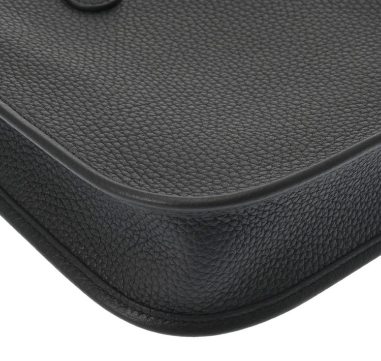 エブリンミニTPM（ブランドバッグ）の商品画像 - 査定依頼日：2025年12月13日 - 最高査定価格：360,000円