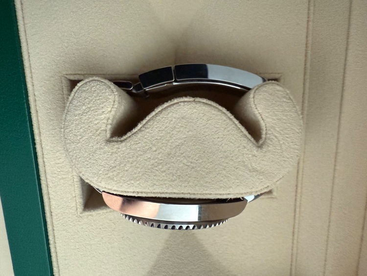 ロレックス サブマリーナー 12406（高級時計）の商品画像 - 査定依頼日：2025年7月26日 - 最高査定価格：1,720,000円