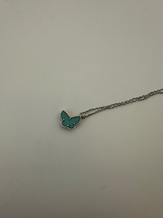 ヴァンクリーフ　パピヨン　ネックレス　ホワイトゴールドターコイズ（金・貴金属）の商品画像 - 査定依頼日：2026年3月16日 - 最高査定価格：300,000円