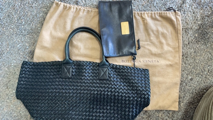 ボッテガ・ヴェネタ  （ブランドバッグ）の商品画像 - 査定依頼日：2026年3月4日 - 最高査定価格：165,000円
