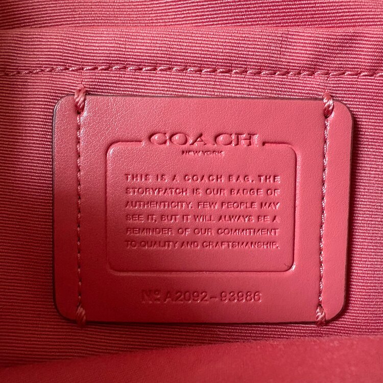 COACH ショルダーバッグ 93986（ブランドバッグ）の商品画像 - 査定依頼日：2025年4月26日 - 最高査定価格：3,000円