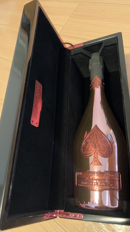 アルマンドピンク（お酒）の商品画像 - 査定依頼日：2026年1月17日 - 最高査定価格：40,000円