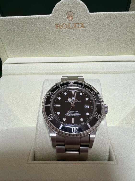ロレックス シードゥエラー 166000（高級時計）の商品画像 - 査定依頼日：2025年5月19日 - 最高査定価格：1,250,000円