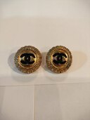 シャネル　ヴィンテージ　イヤリング（ブランド財布・小物）の商品画像 - 査定依頼日：2024年9月4日 - 最高査定価格：20,000円