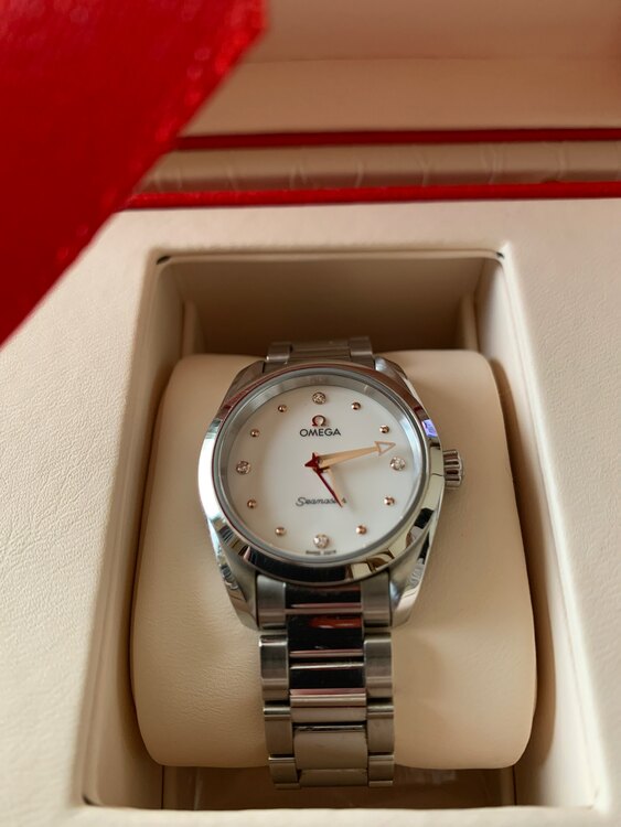 オメガ シーマスター 220.10.28.60.54.00（高級時計）の商品画像 - 査定依頼日：2025年1月13日 - 最高査定価格：200,000円