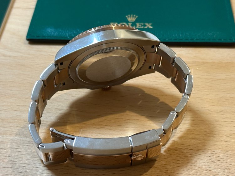 カフェオレ（高級時計）の商品画像 - 査定依頼日：2023年3月8日 - 最高査定価格：2,580,000円