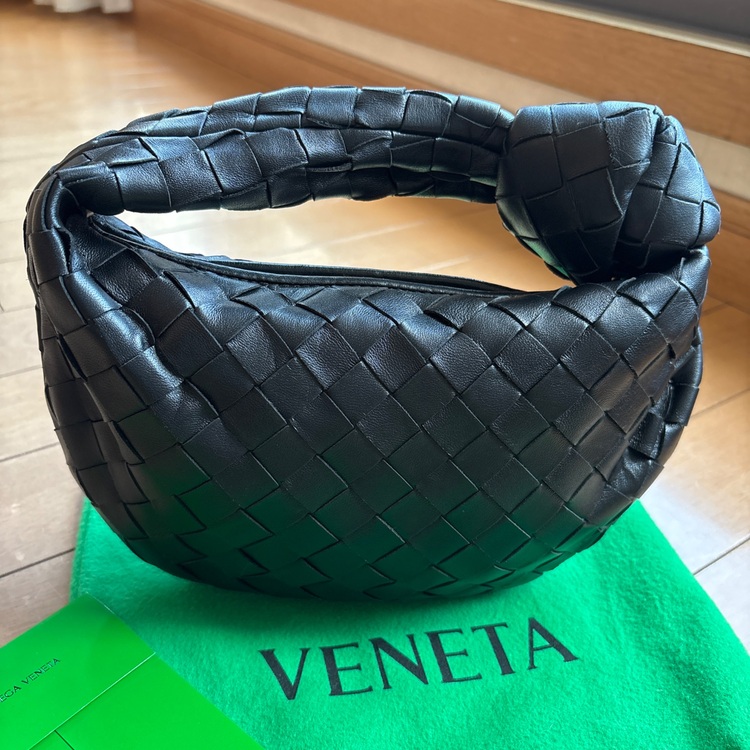 ボッテガ・ヴェネタ  （ブランドバッグ）の商品画像 - 査定依頼日：2025年11月13日 - 最高査定価格：200,000円