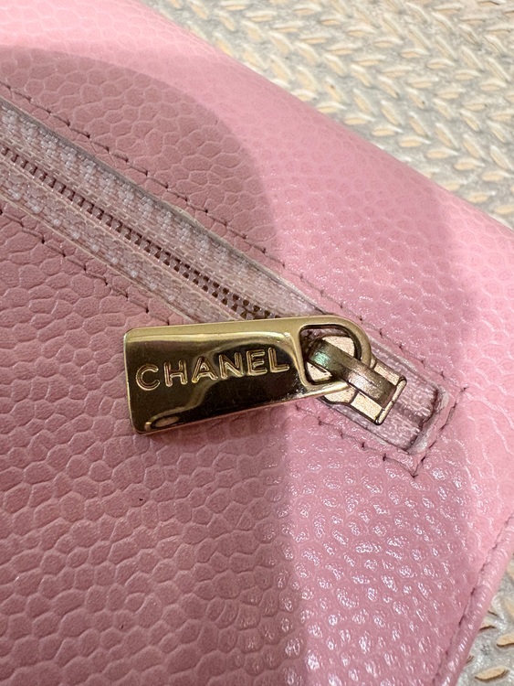 財布（ブランド財布・小物）の商品画像 - 査定依頼日：2025年11月19日 - 最高査定価格：25,000円