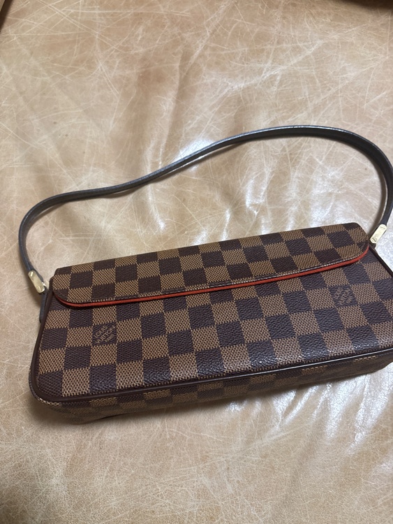 ハンドバッグ（ブランドバッグ）の商品画像 - 査定依頼日：2026年2月15日 - 最高査定価格：120,000円