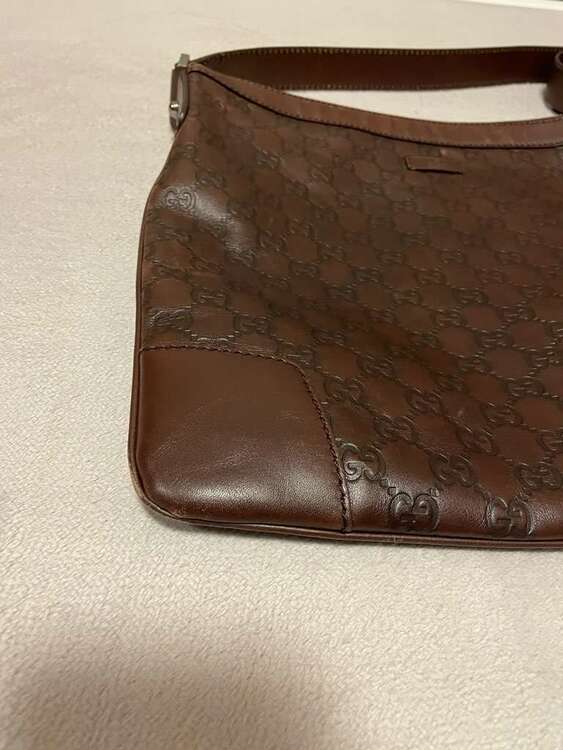 ショルダーバッグ（ブランドバッグ）の商品画像 - 査定依頼日：2025年4月5日 - 最高査定価格：32,000円