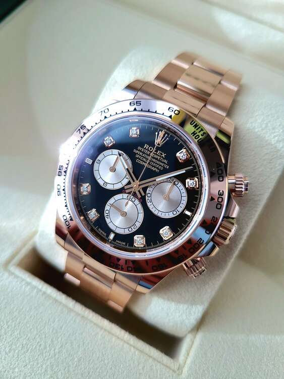 ロレックス デイトナ 126505g（高級時計）の商品画像 - 査定依頼日：2025年2月22日 - 最高査定価格：8,500,000円