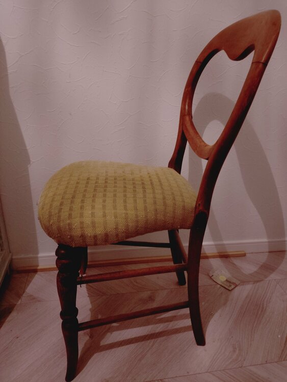 バルーンチェア（家具・寝具）の商品画像 - 査定依頼日：2025年12月15日 - 最高査定価格：5,500円