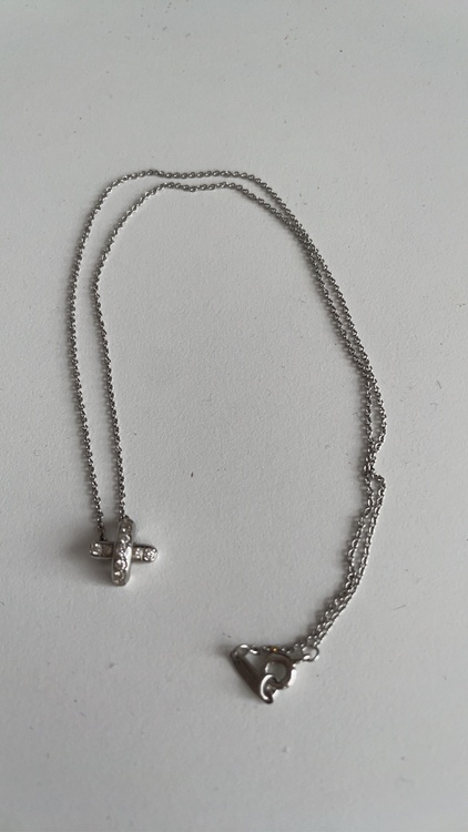 ティファニー　クロスステッチ　ネックレス（宝石）の商品画像 - 査定依頼日：2025年12月8日 - 最高査定価格：70,000円