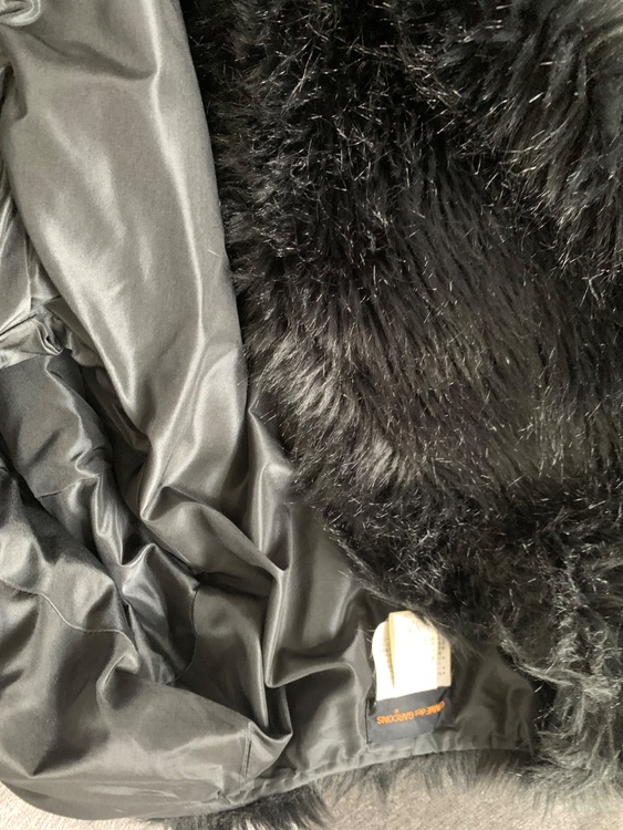 ファーコート（古着・ファッション）の商品画像 - 査定依頼日：2026年4月2日 - 最高査定価格：5,000円