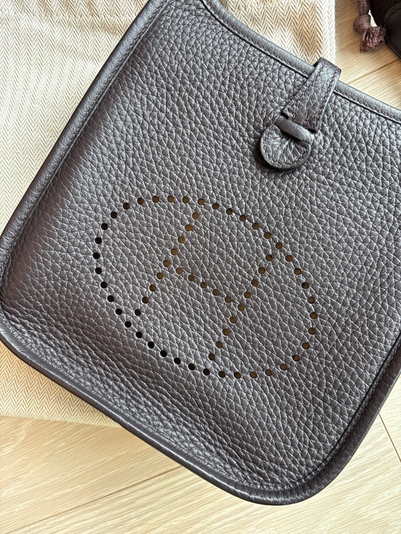 エルメス エブリン （ブランドバッグ）の商品画像 - 査定依頼日：2026年3月29日 - 最高査定価格：450,000円