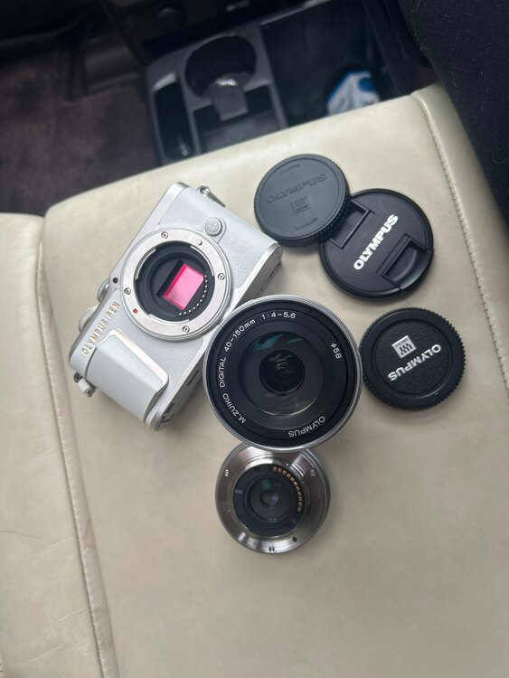 E-PL10（カメラ）の商品画像 - 査定依頼日：2025年3月15日 - 最高査定価格：54,000円