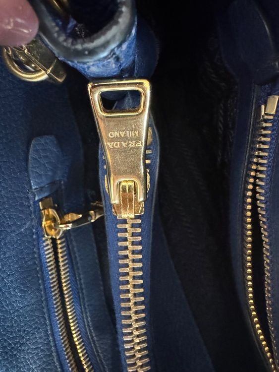 プラダ  （ブランドバッグ）の商品画像 - 査定依頼日：2025年9月30日 - 最高査定価格：70,000円