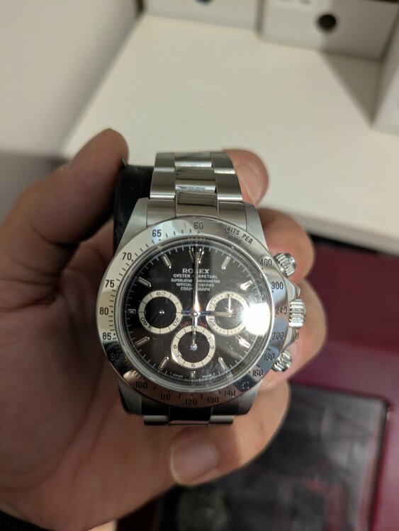 ロレックス デイトナ 1652（高級時計）の商品画像 - 査定依頼日：2025年12月9日 - 最高査定価格：3,800,000円