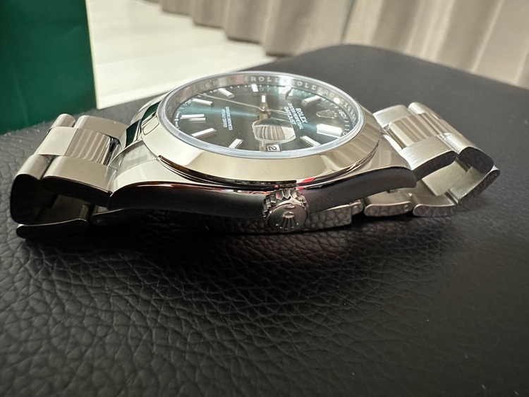 ロレックス デイトジャスト 12630（高級時計）の商品画像 - 査定依頼日：2025年9月1日 - 最高査定価格：1,520,000円