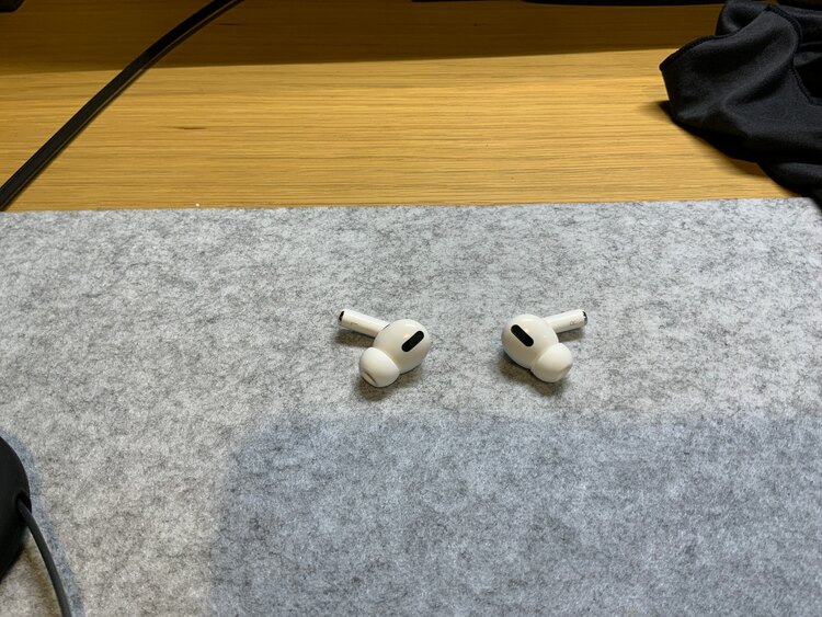 AirPods pro（A2084）（オーディオ・スピーカー）の商品画像 - 査定依頼日：2025年5月26日 - 最高査定価格：2,230円
