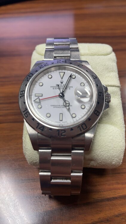 ロレックス エクスプローラー 1657（高級時計）の商品画像 - 査定依頼日：2025年4月28日 - 最高査定価格：980,000円