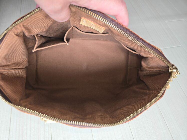 ティボリ（ブランドバッグ）の商品画像 - 査定依頼日：2025年11月8日 - 最高査定価格：130,000円