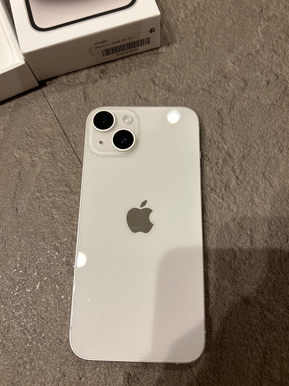 iPhone iPhone 14 256GB SIMフリー（スマホ）の商品画像 - 査定依頼日：2026年10月4日 - 最高査定価格：51,000円