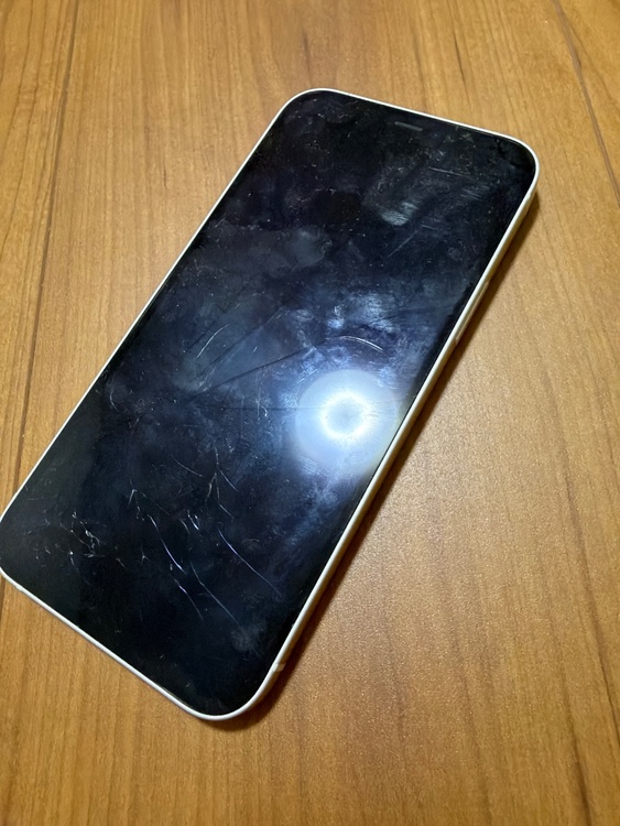 iPhone 12 128GB Softbank（スマホ）の商品画像 - 査定依頼日：2026年3月13日 - 最高査定価格：17,000円