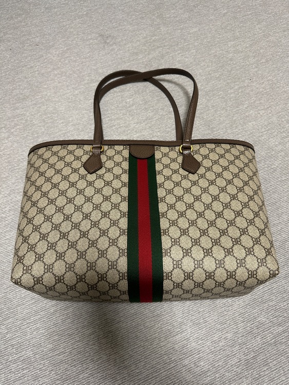 GUCCI×BALENCIAGA/グッチ×バレンシアガ ザ・ハッカープロジェクト（ブランドバッグ）の商品画像 - 査定依頼日：2025年9月22日 - 最高査定価格：138,000円