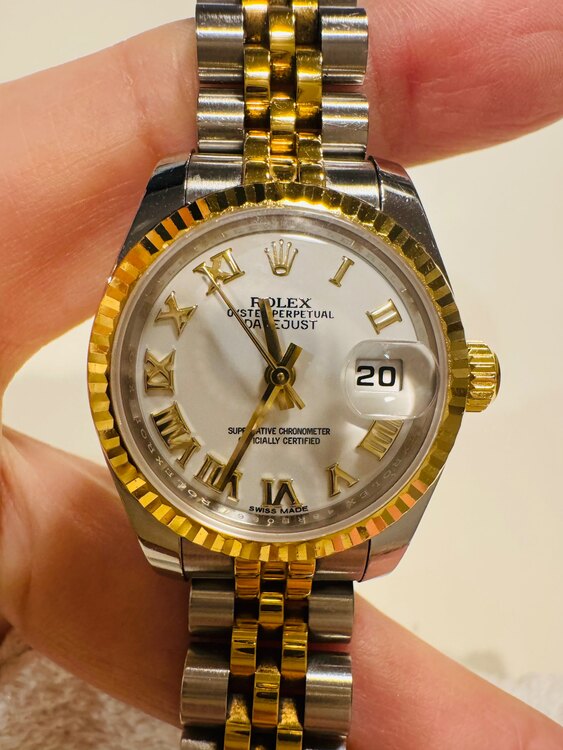 ロレックス デイトナ （高級時計）の商品画像 - 査定依頼日：2024年12月20日 - 最高査定価格：1,050,000円