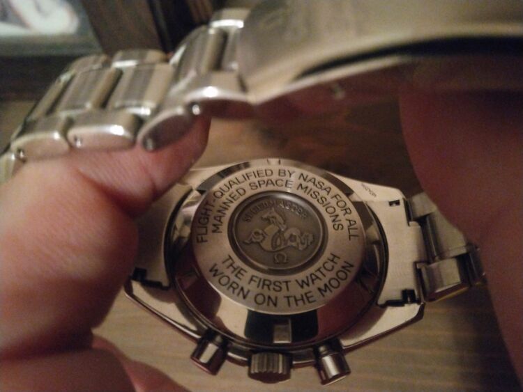 オメガ スピードマスター 3570.50（高級時計）の商品画像 - 査定依頼日：2025年11月3日 - 最高査定価格：600,000円