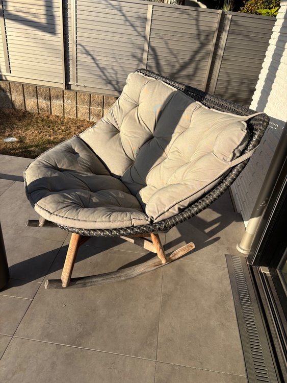 エンブレイスロッキングチェア/126アラビカ（家具・寝具）の商品画像 - 査定依頼日：2026年1月30日 - 最高査定価格：55,000円